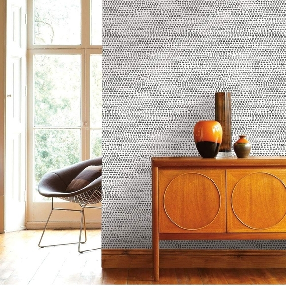 Tempaper Wallpaper Black And White Moire Dots (20.5 In. X 16.5 Ft.) - Picture 4 of 4